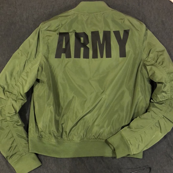 Forever 21 bomber jacket - Picture 6 of 6